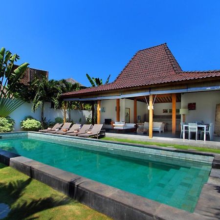 Villa Tinn Tamm By Optimum Bali Villas Seminyak Exterior foto